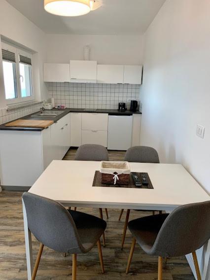 Apartments Zakinja Порторож Екстериор снимка